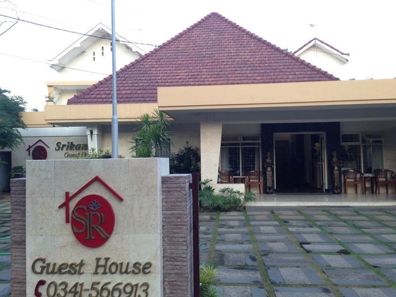 Srikandi Guesthouse Malang Exterior foto
